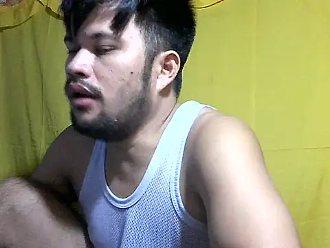 HairyHottestpinoyHandsome webcam