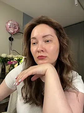 Kiss_My_Body webcam
