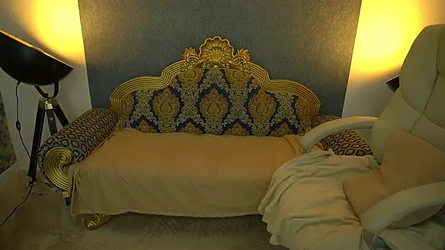 BellaLaPetit webcam