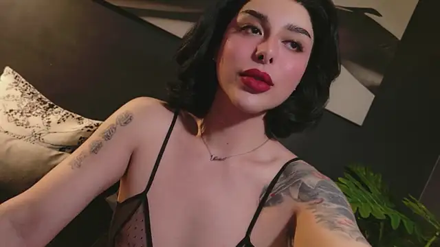LetisiaRocks webcam