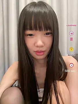 xinyu789 (F teen) - 滴蜡胸部