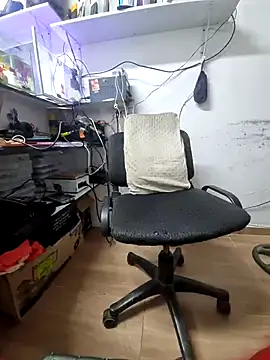 tom_latin webcam