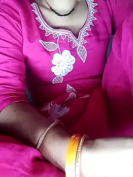 CUTE_kalpna webcam