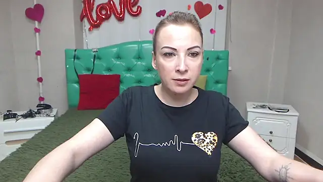 ElizabethSho webcam