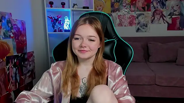 ElinaVale webcam