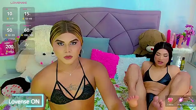 party_duo_trans webcam