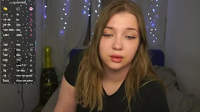 CuteSharloti webcam