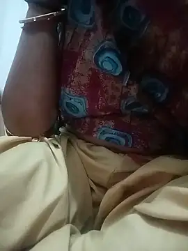 Menka_cut34 webcam