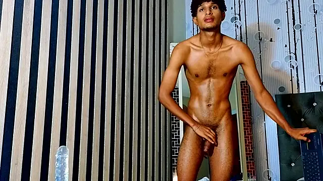 Alex_Bloom webcam