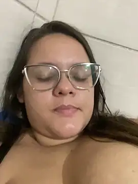 Laryssinha_69 webcam