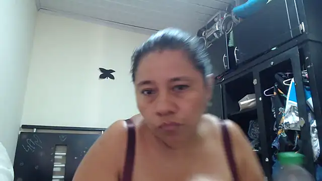 adrixxx38 webcam