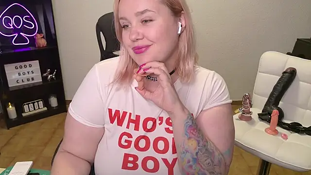 MargotGrey webcam