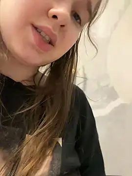 HornyGirlH webcam