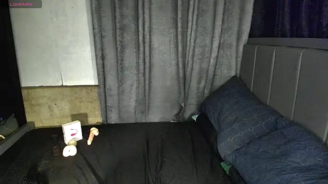 TrinityFucksYou live cam