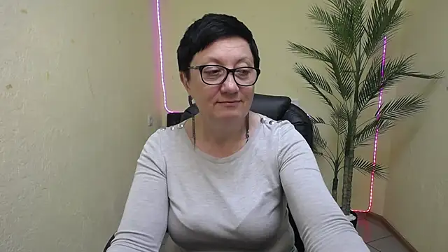 EmilyL0ve webcam