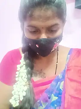 CuteDevilAnu webcam
