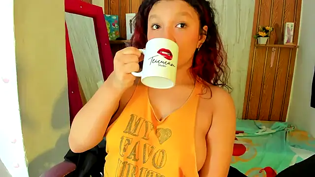 Emily_Coper18 webcam