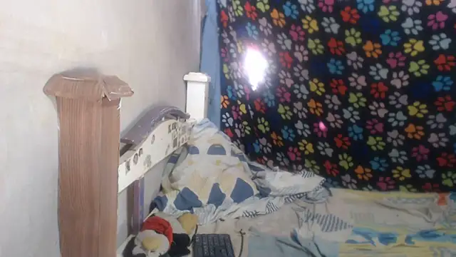 ELIZABET2- webcam