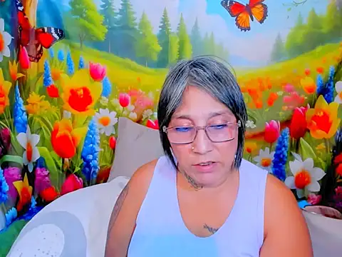 indianroxy webcam