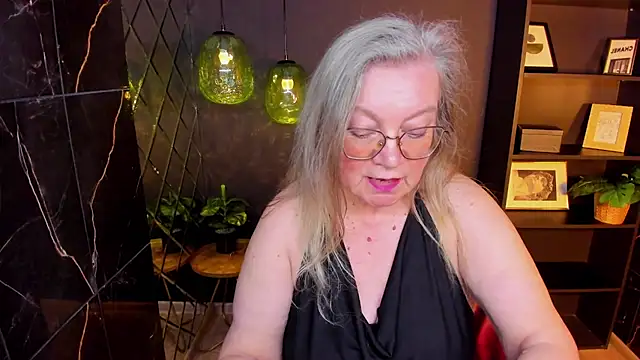 NataliMellow webcam