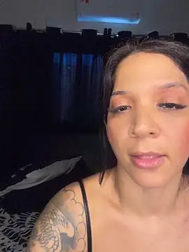 BiaDomeBiaDominatrix live sex cam