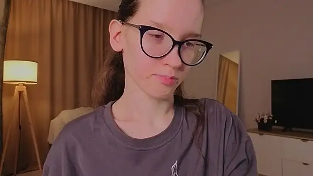 BettyBrowni webcam