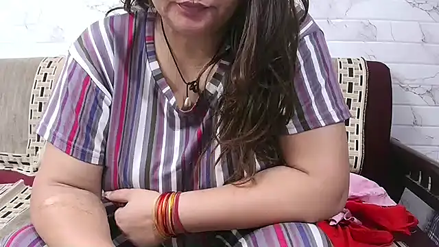 Pushpa_bhabhi143 webcam