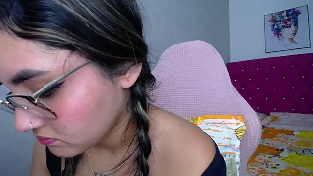 kathe-mills235 webcam