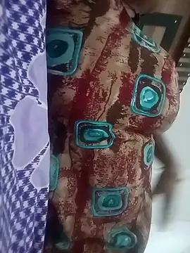 Menka_cut34 webcam