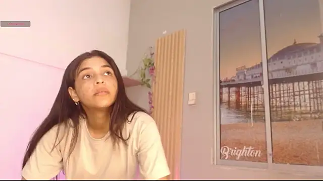 chloe_peach_ webcam