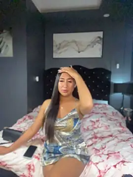 HOTTESTCANDYTS live sex cam