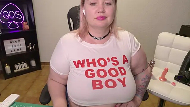 MargotGrey webcam