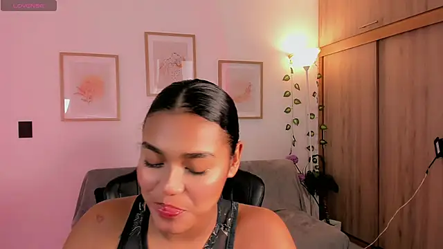 aleja_montiel__ webcam