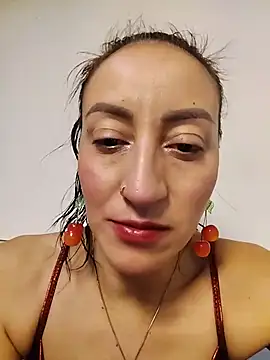 Oriana111 webcam