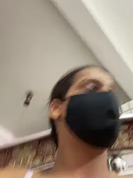 Priyanka011 webcam