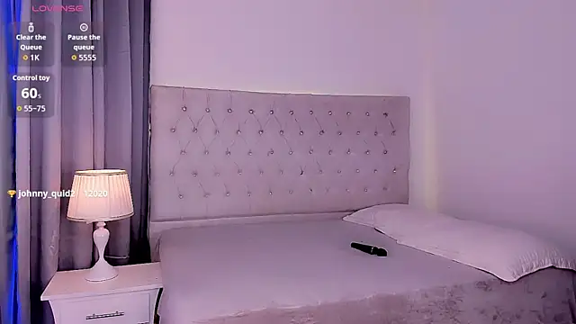 Michell_simons webcam