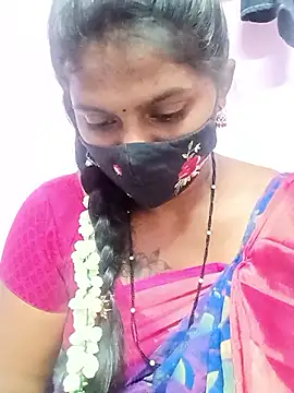 CuteDevilAnu webcam