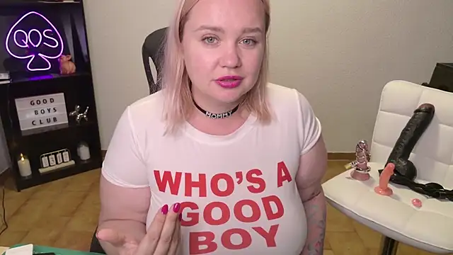 MargotGrey webcam