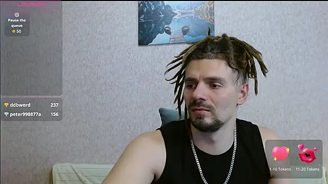 Aestheticguy101 webcam