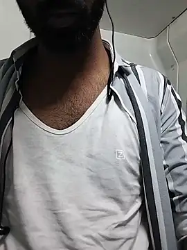 Ijus12 live sex cam