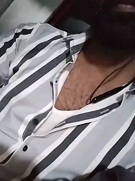 Ijus12 live sex cam