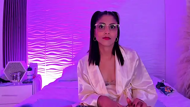 LunaRossie_ webcam