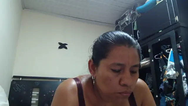 adrixxx38 webcam