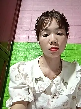 AmyLinee01 webcam