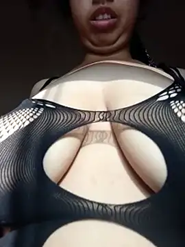 shouko16 Live Webcam on Stripchat