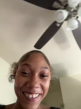 tamiii420 (F teen) - Suck dildo naked