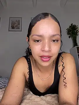 yasmin777_ (F young) - get naked