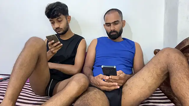 DesiDaddyandSon webcam
