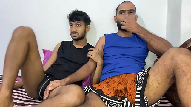 DesiDaddyandSon webcam