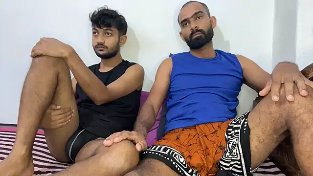 DesiDaddyandSon webcam
